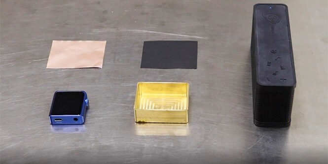 3M™ 導電膠應用於小型設備的效能展示影片

