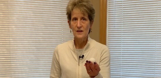 3M Science at Home: 3M’s SVP of Corporate Affairs, Denise Rutherford explains the Bernoulli principle
