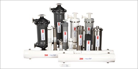 Image of 3M™ Liqui-Cel™ EXF Series Membrane Contactor on white background
