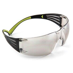 3M™ SecureFit™ 安全眼鏡
