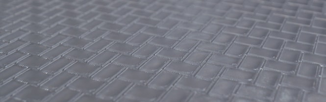 產品特寫：帶有凹槽設計的3M™ Trizact™ CMP研磨墊
